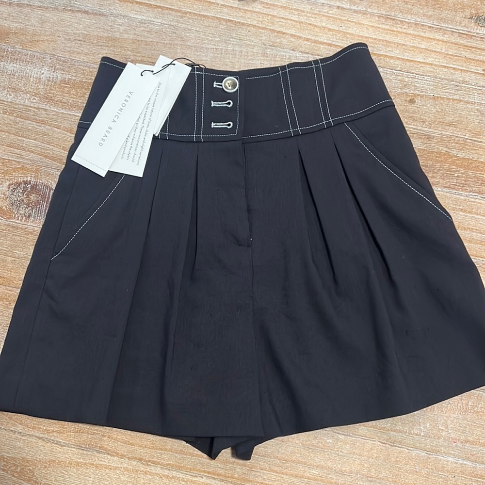 Veronica Beard Shorts - NEW WITH TAGS, never worn